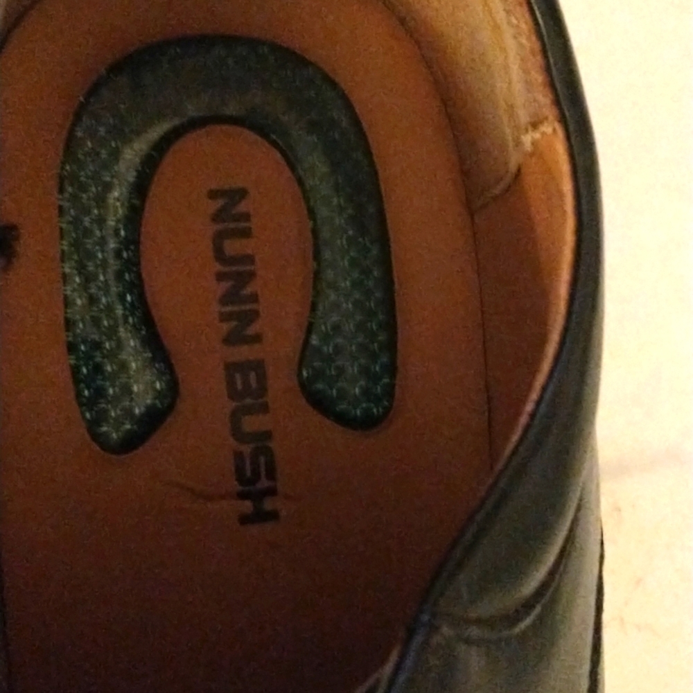 Nunn Bush Black Men's Dress Shoes size 11 wide - Picture 3 of 4